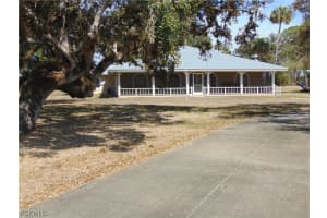 1092 Riverbend Drive, Labelle, FL 33935 - MLS#2026010274