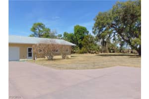 1092 Riverbend Drive, Labelle, FL 33935 - MLS#2026010274