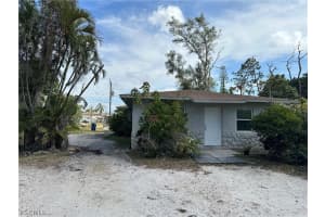 5635 5th Ave, Fort Myers