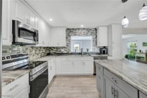 3210 King Street, Fort Myers, FL 33916 - MLS#2026010338