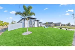 2711 Van Buren Parkway, Cape Coral, FL 33993 - MLS#2026010345