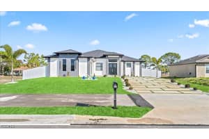 2711 Van Buren Parkway, Cape Coral, FL 33993 - MLS#2026010345