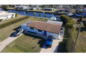 421 Cross Street, North Fort Myers, FL 33903 - MLS#2026010366