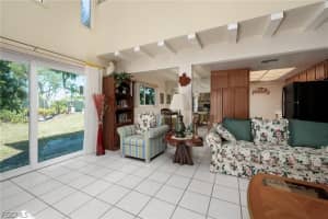 4280 Island Circle, Fort Myers, FL 33919 - MLS#2026010406