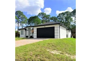 860 Kildare Street, Lehigh Acres, FL 33974 - MLS#2026010408