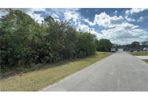 6136 Hepner Avenue, Fort Myers, FL 33905 - MLS#2026010413