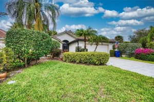 9917 Las Casas Drive, Fort Myers, FL 33919 - MLS#2026010509