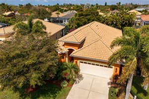 9710 Las Casas Drive, Fort Myers, FL 33919 - MLS#2026010510