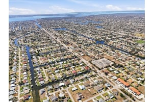 105 40th Terrace, Cape Coral, FL 33904 - MLS#2026010522