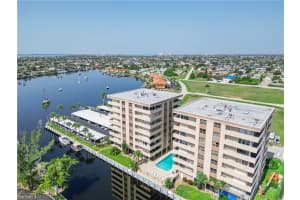 4803 Sunset Ct 106, Cape Coral