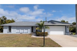 1329 Oaklawn Court, Fort Myers, FL 33919 - MLS#2026010602