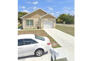 2197 Davis Court, Fort Myers, FL 33916 - MLS#2026010698
