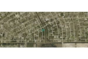 417 Paulcrest Avenue, Lehigh Acres, FL 33974 - MLS#2026010709