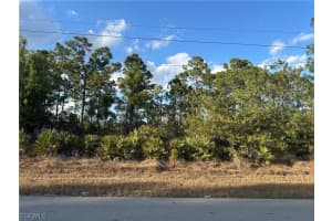 927 Sterling Street, Lehigh Acres, FL 33974 - MLS#2026010710