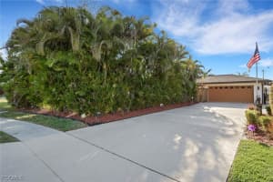 4419 Pacific Circle, North Fort Myers, FL 33903 - MLS#2026010757