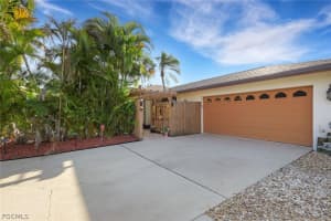 4419 Pacific Circle, North Fort Myers, FL 33903 - MLS#2026010757