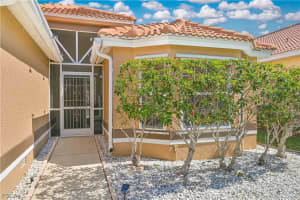 9918 Las Casas Drive, Fort Myers, FL 33919 - MLS#2026010787