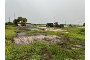 3300 Meadow Road, Lehigh Acres, FL 33974 Sold 04/17/26
