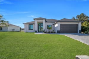 2204 14th Place, Cape Coral, FL 33909 - MLS#2026010996