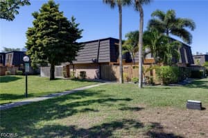 4039 Sandlewood Lane, Fort Myers, FL 33907 - MLS#2026011204