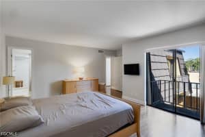 4039 Sandlewood Lane, Fort Myers, FL 33907 - MLS#2026011204