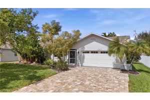 1225 Sw 34th Ter, Cape Coral