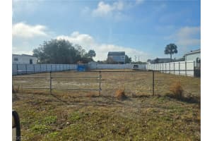 3009 39th Street, Lehigh Acres, FL 33976 - MLS#2026011234