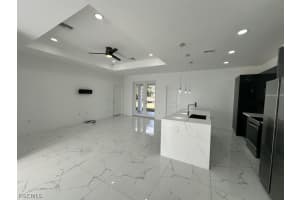 325 Paulcrest Avenue, Lehigh Acres, FL 33974 - MLS#2026011272