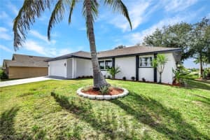 2134 2nd Court, Cape Coral, FL 33991 - MLS#2026011298