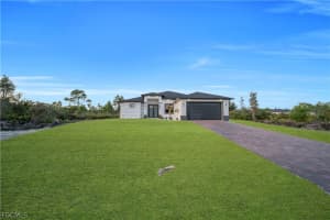 3104 42nd Street, Lehigh Acres, FL 33971 - MLS#2026011357