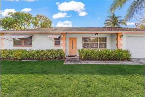 2119 Hibiscus Road, Fort Myers, FL 33905 - MLS#2026011442