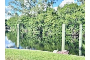 5529 Sir Walter Way, North Fort Myers, FL 33917 - MLS#2026011502