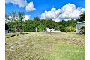 5529 Sir Walter Way, North Fort Myers, FL 33917 - MLS#2026011502