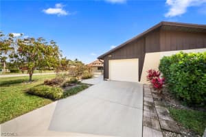 4779 lakewood Boulevard, Naples, FL 34112 - MLS#2026011511