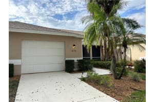 20726 Country Barn Dr, Estero
