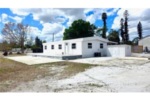 8180 Suncoast Drive, North Fort Myers, FL 33917 - MLS#2026011578