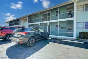 402 42nd Terrace, Cape Coral, FL 33904 - MLS#2026011579