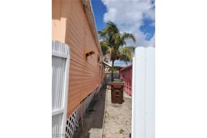 1401 29TH Street, Hialeah, FL 33012 - MLS#2026011630