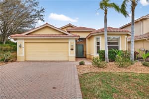 20301 Ardore Ln, Estero