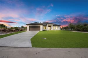 2600 38th Street, Lehigh Acres, FL 33976 - MLS#2026011746