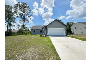 5016 Dogwood Circle, Labelle, FL 33935 - MLS#2026011788