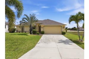 2337 38th Place, Cape Coral, FL 33993 - MLS#2026011810