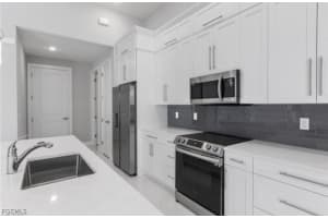 2118 14th Place, Cape Coral, FL 33991 - MLS#2026011831