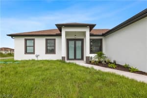 744 Oakridge Avenue, Lehigh Acres, FL 33974 - MLS#2026011893