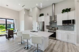 4126 Nw 39th St, Cape Coral