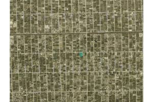 300 7th W, Lehigh Acres, FL 33972 - MLS#2026011906