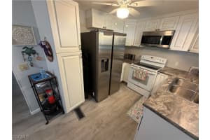 201 Captains Walk, North Fort Myers, FL 33917 - MLS#2026012001