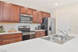 1009 Jacaranda Parkway, Cape Coral, FL 33909 - MLS#2026012013