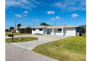 105 Se 45th Ter, Cape Coral