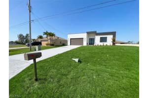 2102 25th Place, Cape Coral, FL 33993 - MLS#2026012175